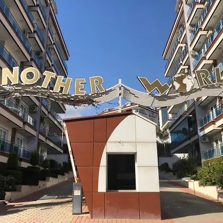 Another World Luxury Apartament *